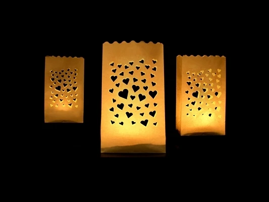 LANTERNA PORTACANDELA CUORI, 15 x 9 x 26 CM 10 PZ